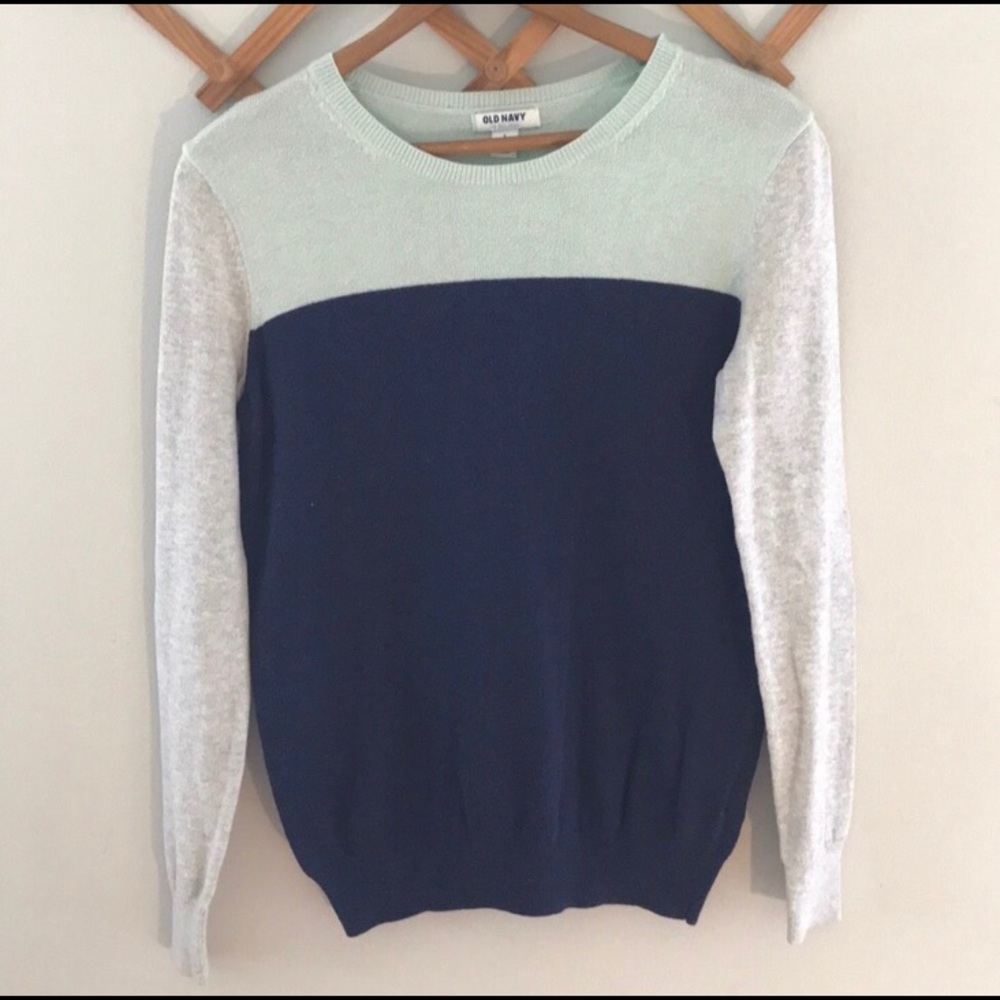 BUNDLE- 3 Old navy women’s sweaters